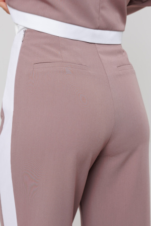 654f2a50-a3f1-4781-bede-8261784554ba